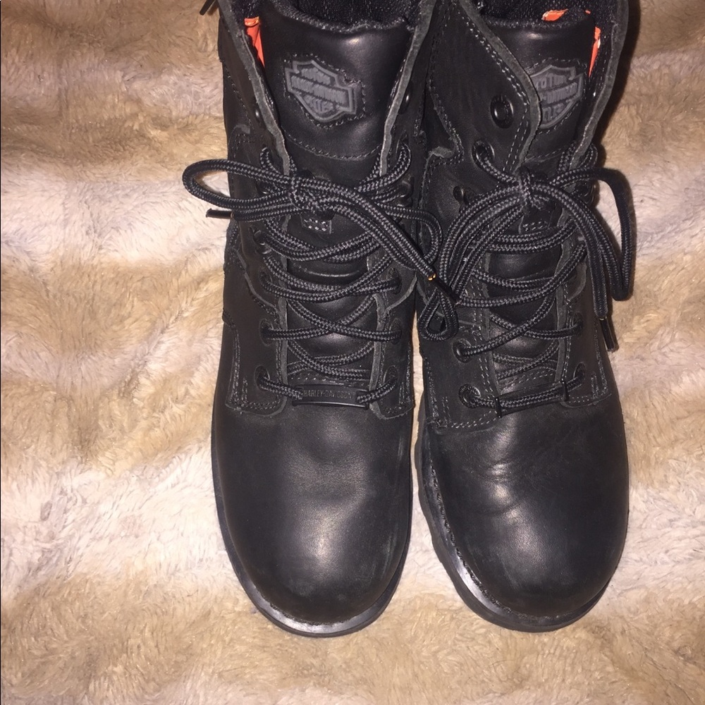 Black leather Harley Davidson women’s boots